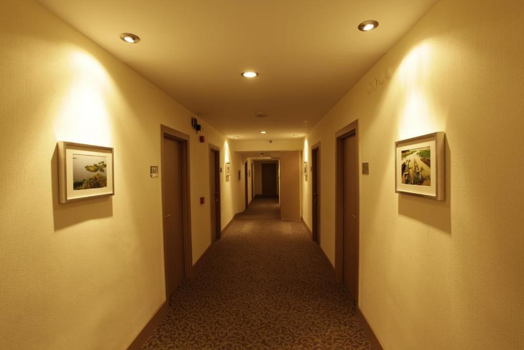 Sivas Hotel Nevv Exterior photo